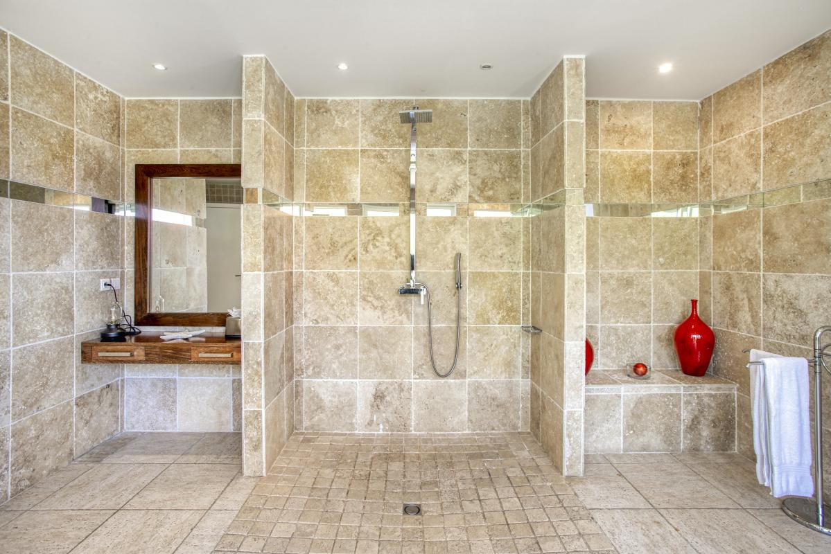 25.Location villa Encore aux Terrres Basses Saint Martin_Chambre 1